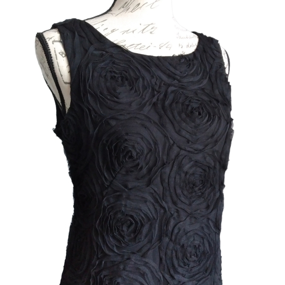 Signature Robbie Bee | Black tulle rosette blossoms dress - Picture 5 of 7